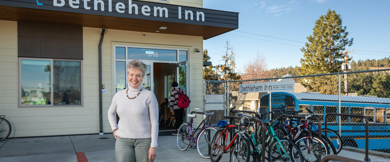 Nonprofit builds energy-efficient shelter